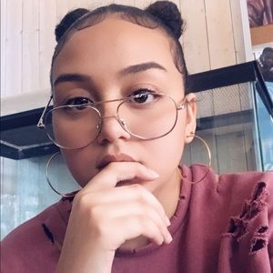 Meet your Posher, Wilmarys